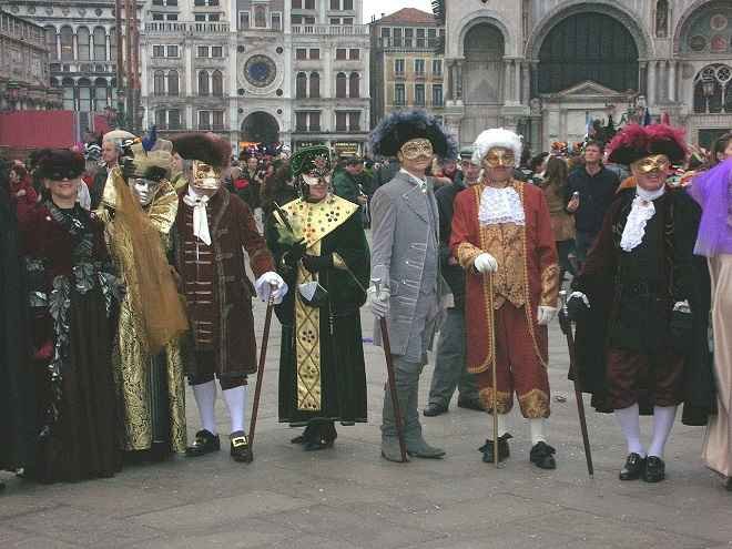Venezia carnival costumes
